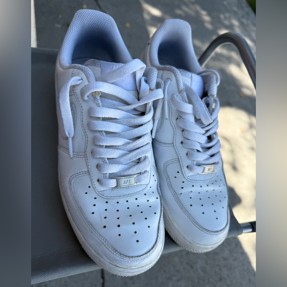 White Nike air force 1’s Sneakers